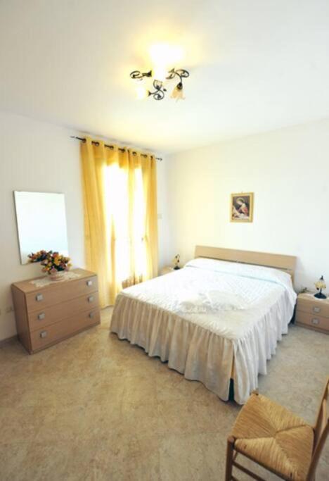 Casa Vacanze La Casa Di Katia Castro  Εξωτερικό φωτογραφία