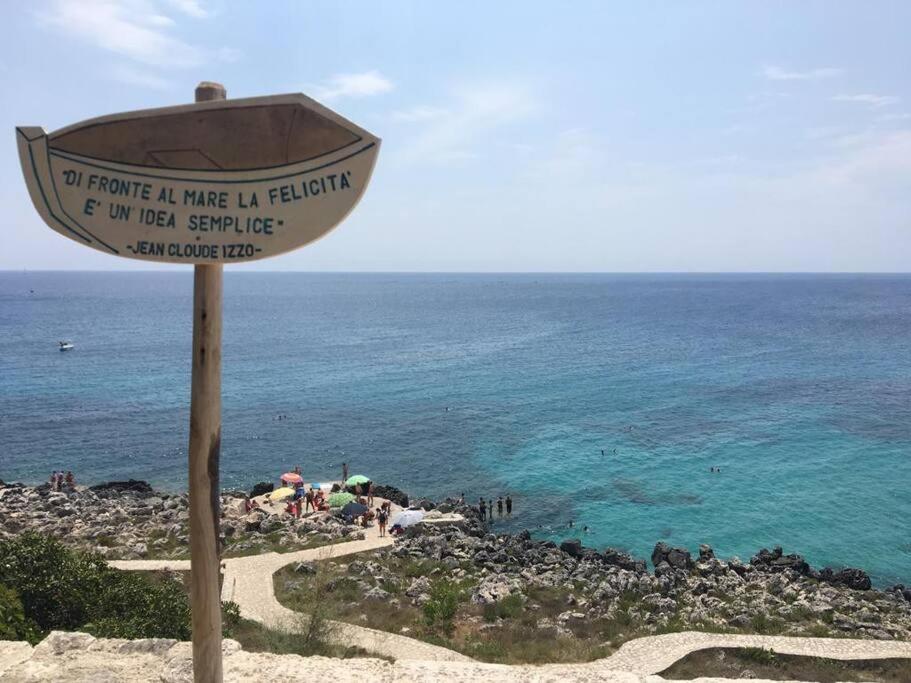 Casa Vacanze La Casa Di Katia Castro  Εξωτερικό φωτογραφία