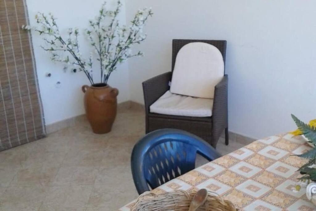 Casa Vacanze La Casa Di Katia Castro  Εξωτερικό φωτογραφία