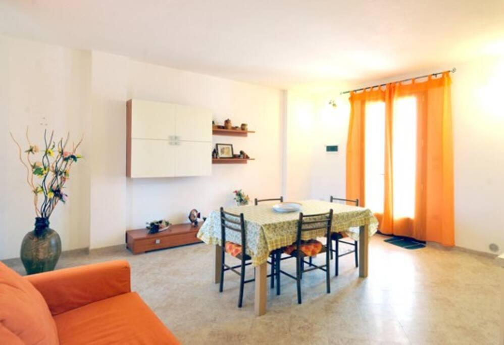 Casa Vacanze La Casa Di Katia Castro  Εξωτερικό φωτογραφία